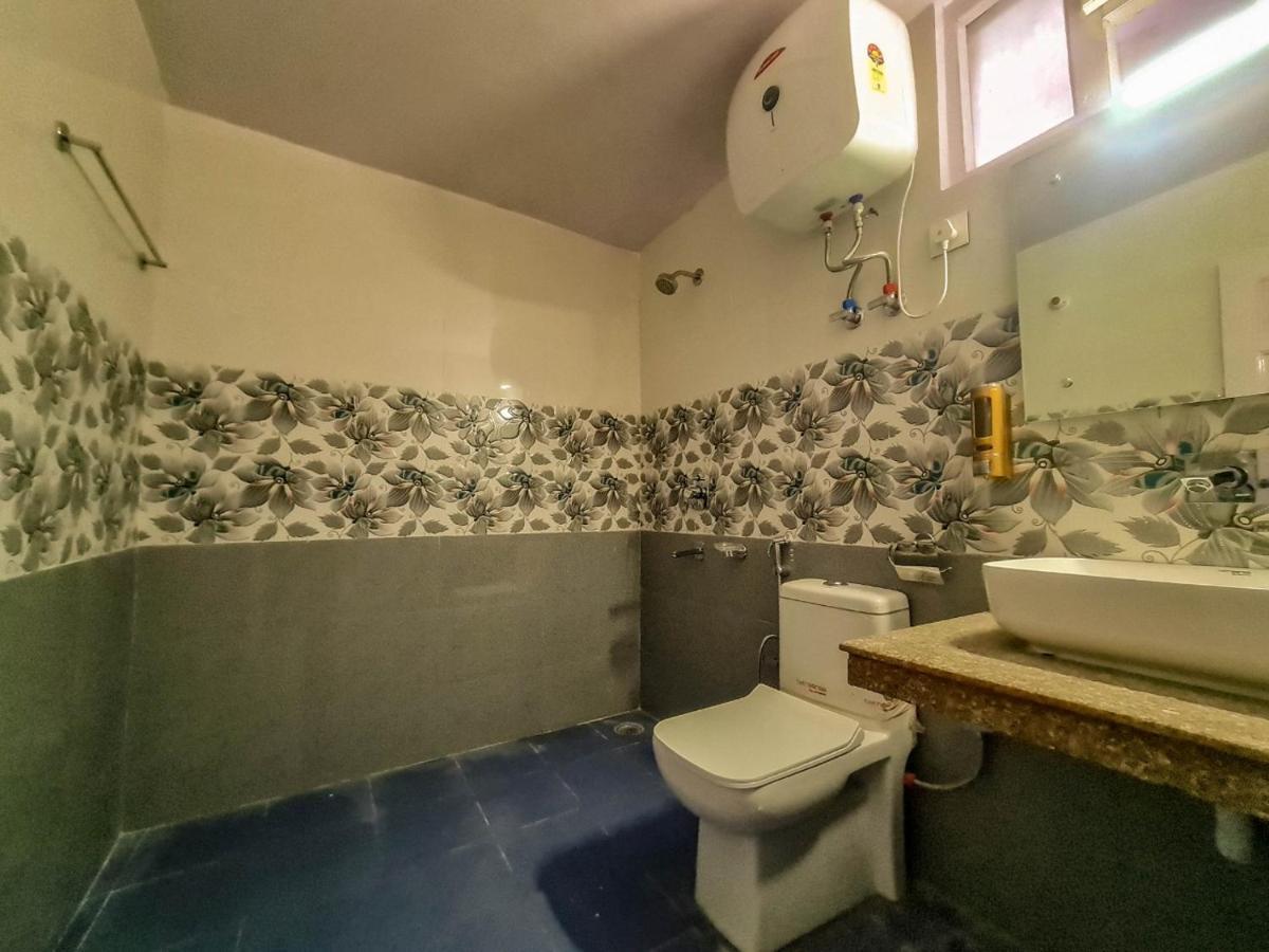 Hotel Pine Grove-Mall Road Manali  Ngoại thất bức ảnh