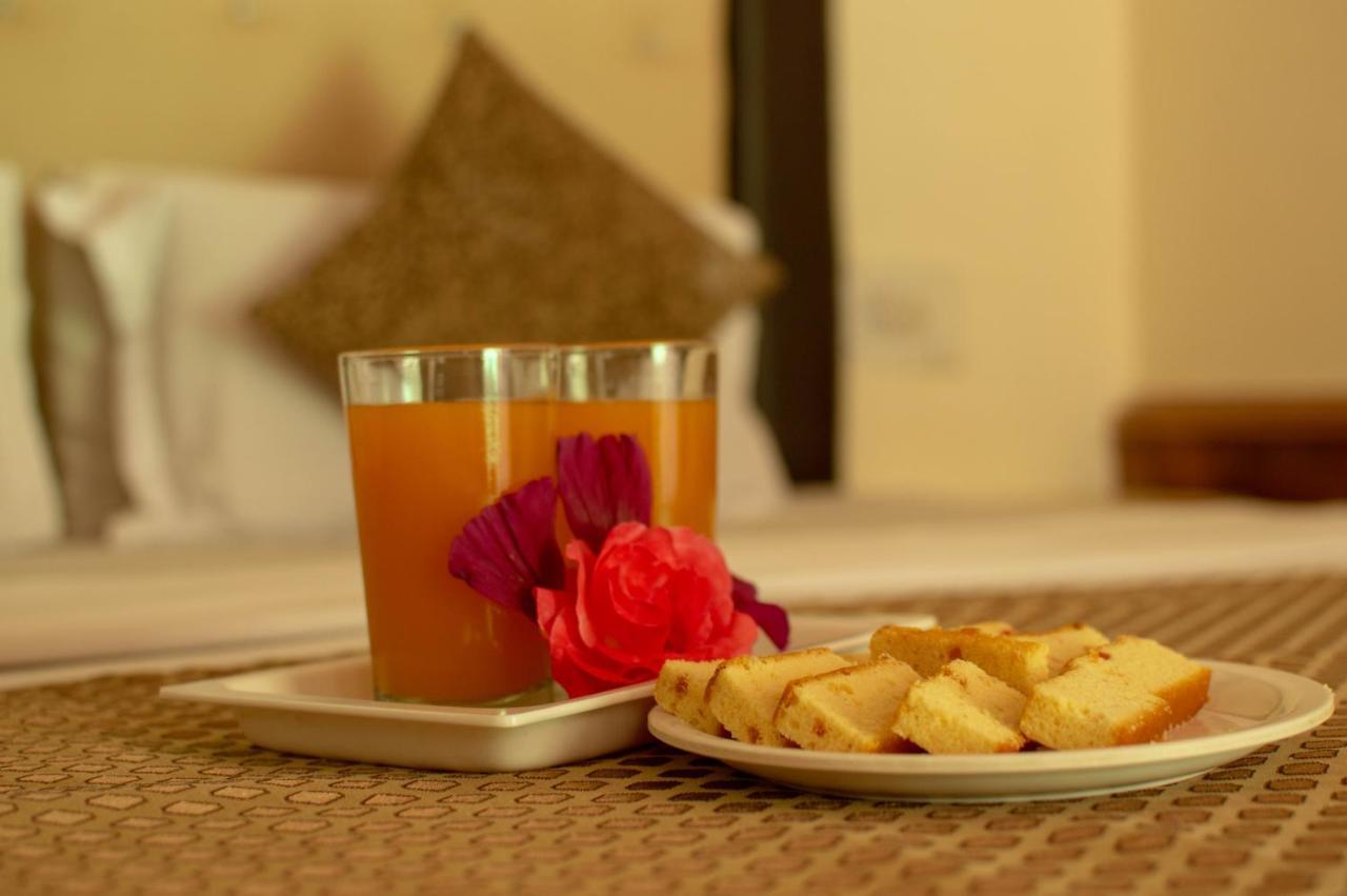 Hotel Pine Grove-Mall Road Manali  Ngoại thất bức ảnh
