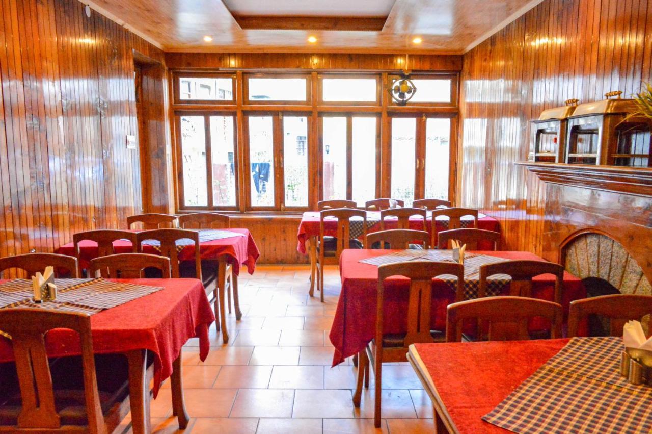 Hotel Pine Grove-Mall Road Manali  Ngoại thất bức ảnh
