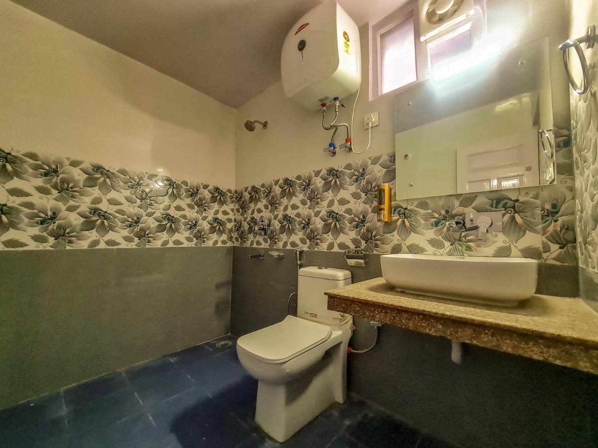Hotel Pine Grove-Mall Road Manali  Ngoại thất bức ảnh